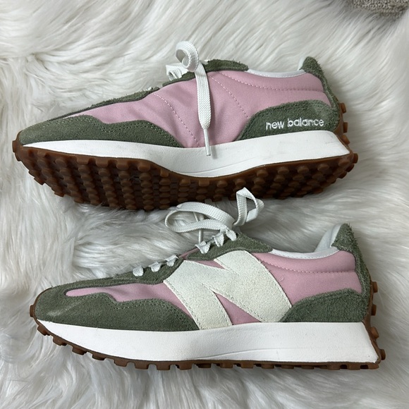New Balance 327 Khaki & Pink Sneakers 7 - Picture 3 of 9